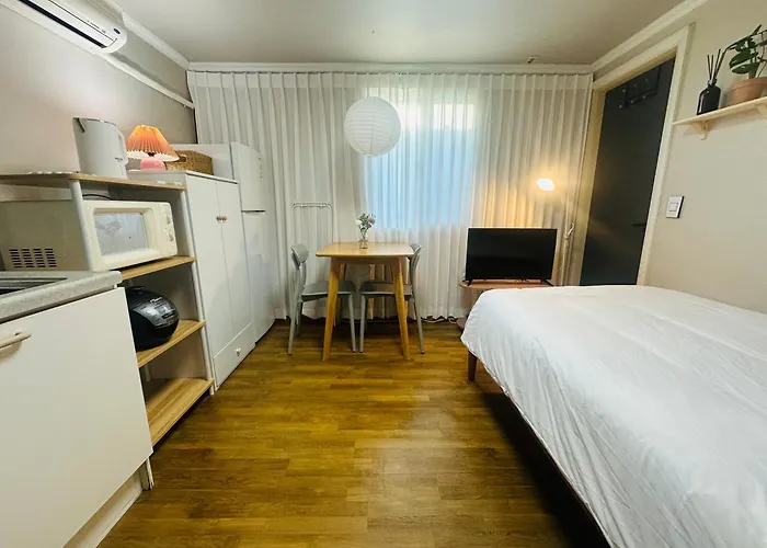 Stay Cozy Corner Gangnam, Suseo, Ilwon-Dong, Samsung Hospital, A 7-Minute Walk From Daecheong Statio